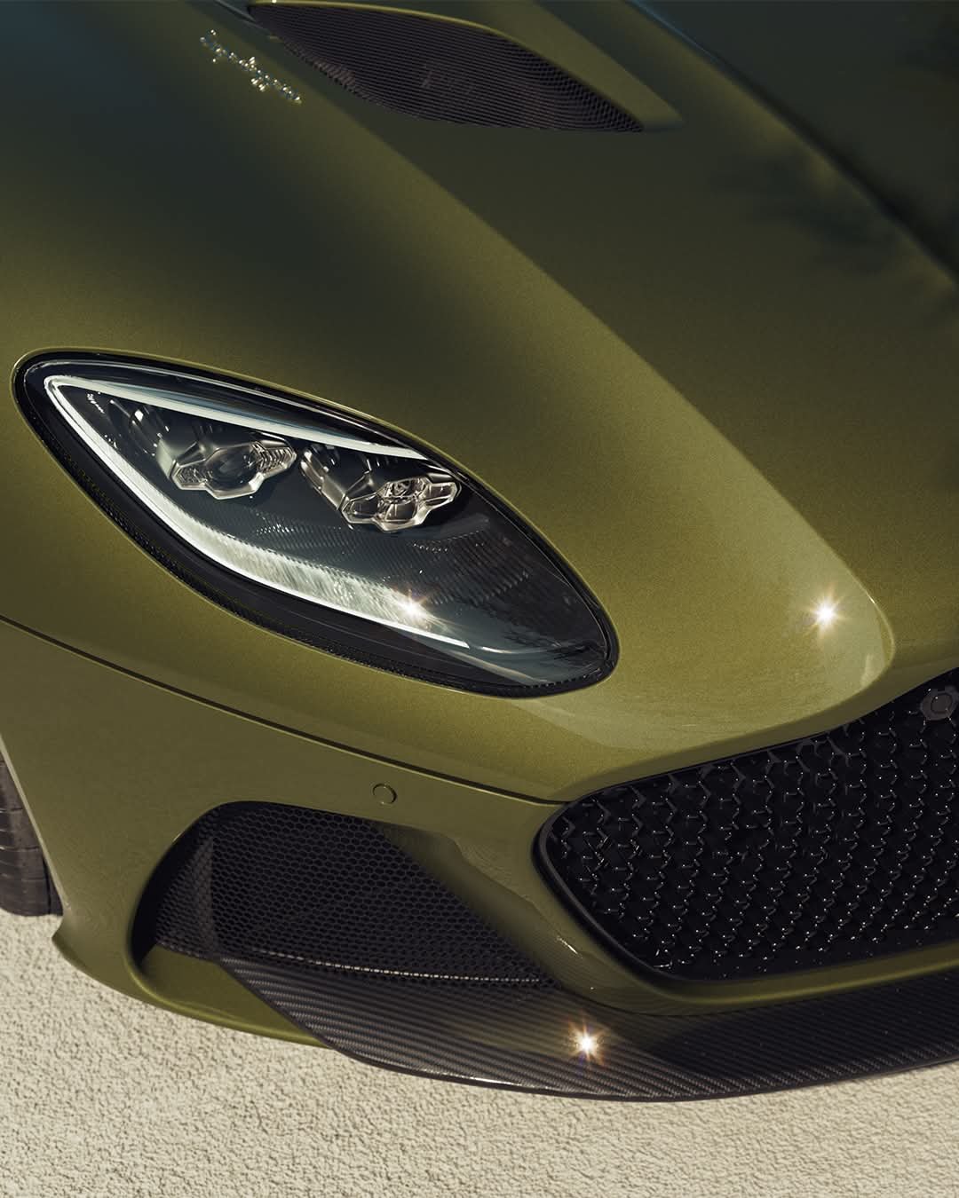 Aston Martin lamp and front detail reference